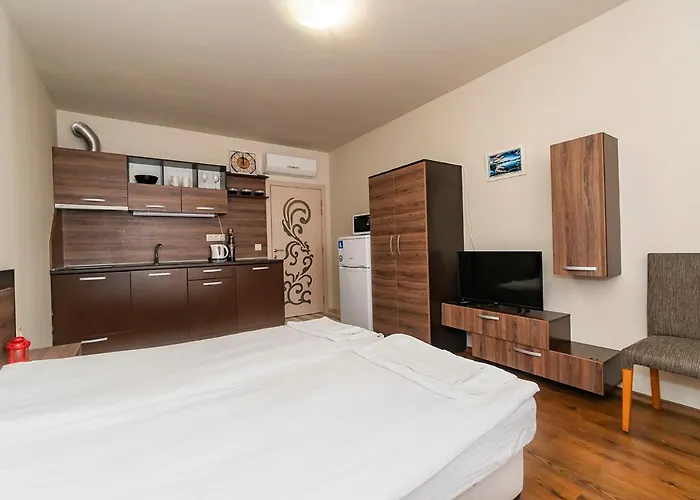 - Diamond * Бургас